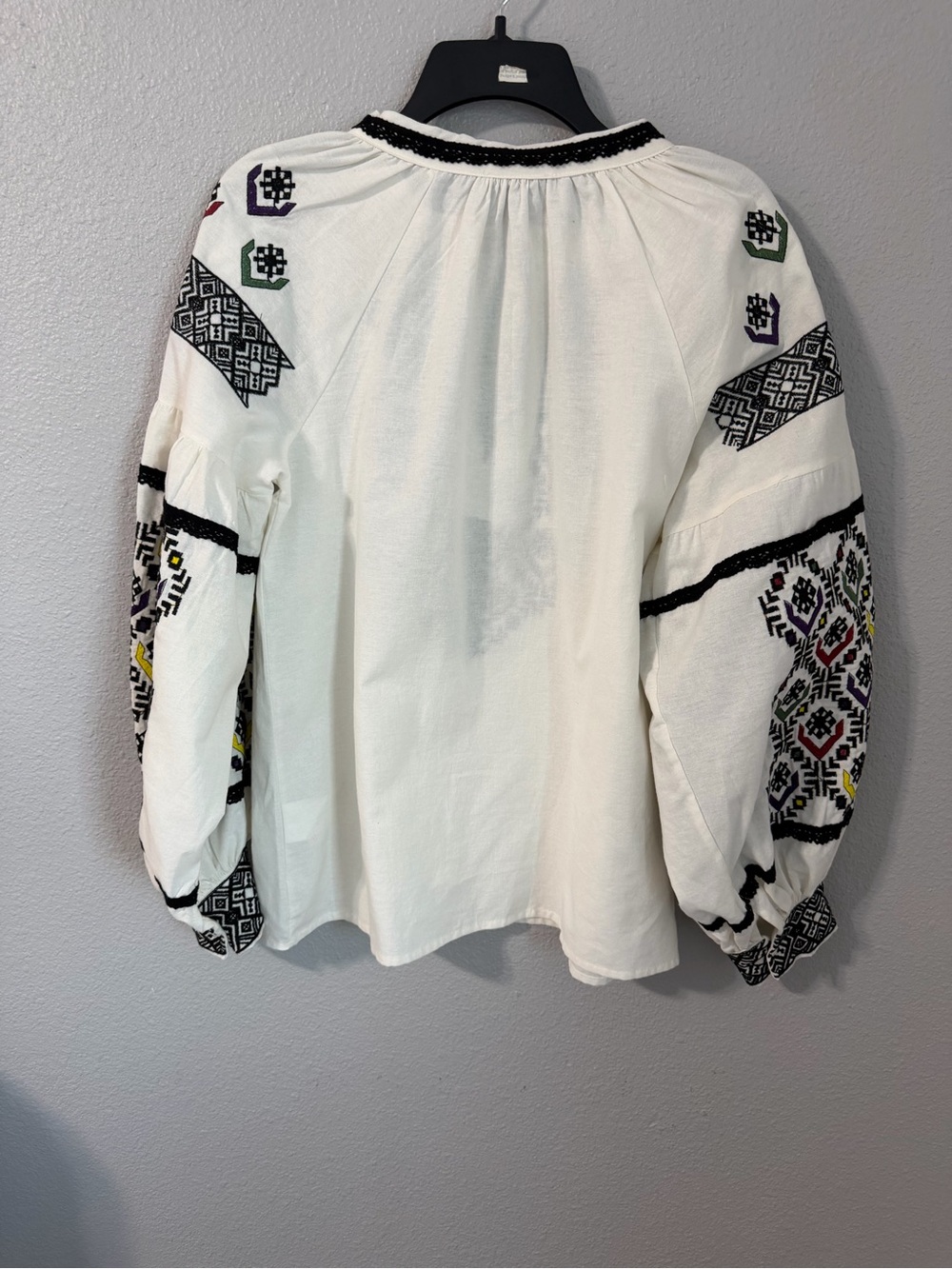 Embroidered White Peasant Blouse with Multicolor Accents - Picture 4 of 9